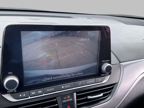 Used 2025 Nissan Altima 2.5 SR FWD image 27