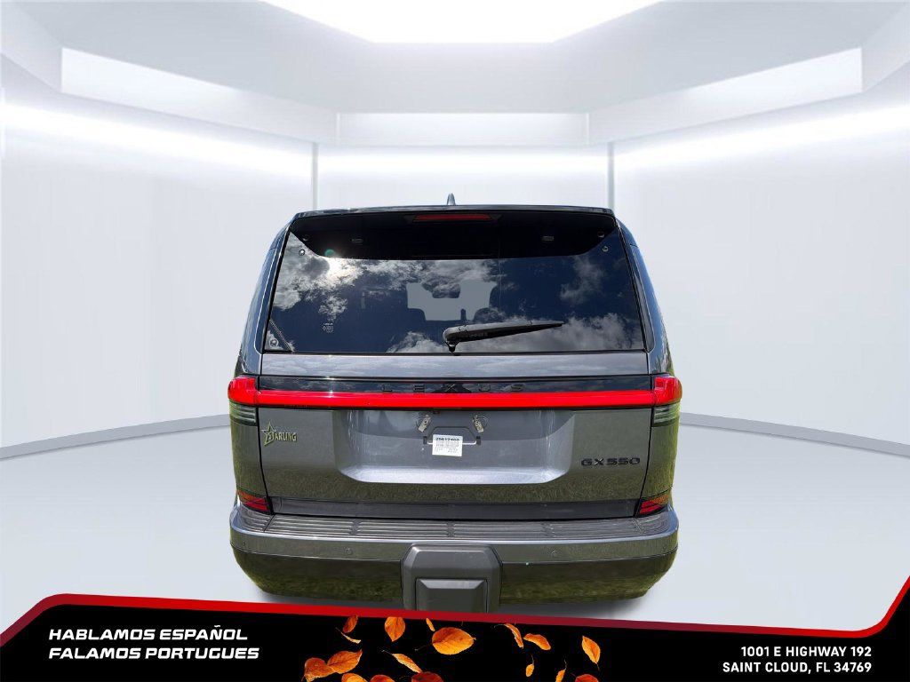 Used 2025 Lexus GX 550 w/ Cold Area Package AWD/4WD image 4