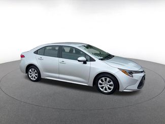 Used 2025 Toyota Corolla LE FWD video 2