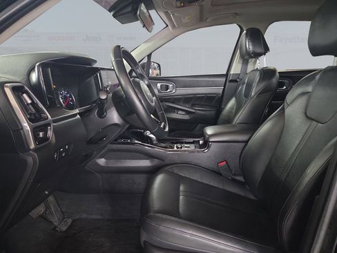 Used 2022 Kia Sorento SX image 14