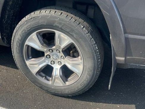 Used 2020 RAM 1500 Laramie AWD/4WD image 8