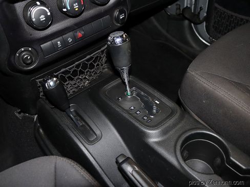 Used 2016 Jeep Wrangler Unlimited Sport w/ Quick Order Package 24S image 24