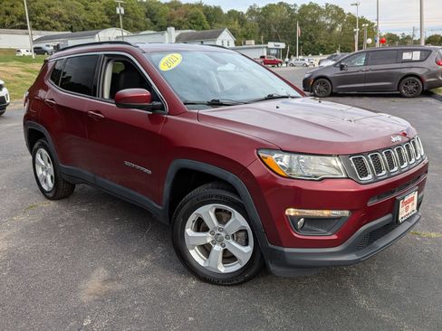 Certified 2021 Jeep Compass Latitude image 2