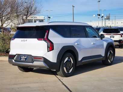 New 2026 Kia EV9 Wind