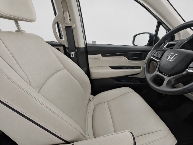 Used 2025 Honda Odyssey Touring image 12