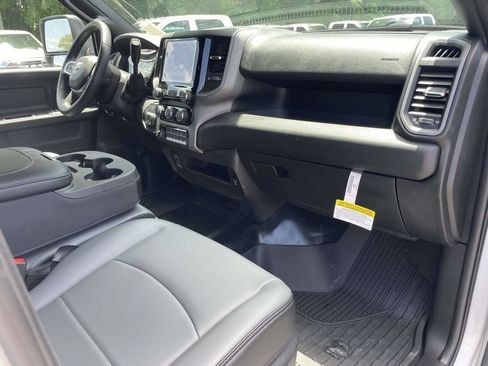New 2026 RAM 2500 Tradesman w/ Chrome Appearance Group AWD/4WD image 14