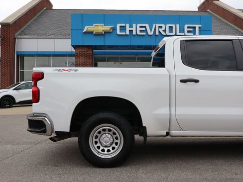 Used 2022 Chevrolet Silverado 1500 W/T w/ WT Value Package image 36