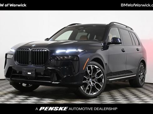 Used 2024 BMW X7 xDrive40i w/ M Sport Package AWD/4WD image 1