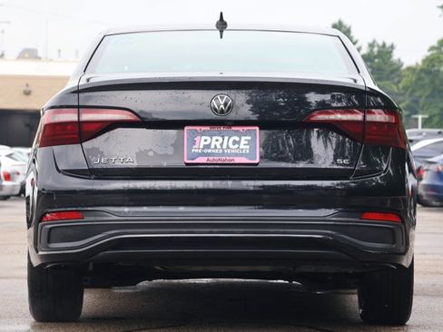Used 2024 Volkswagen Jetta SE FWD image 6