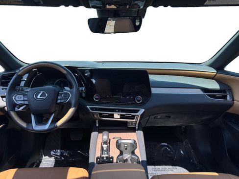 Used 2024 Lexus RX 350 Premium w/ Convenience Package FWD image 10