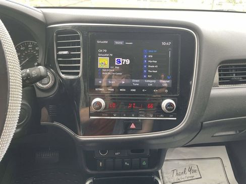 Used 2020 Mitsubishi Outlander SEL image 21