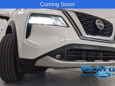 Used 2022 Nissan Rogue Platinum w/ Head-Up Display Package AWD/4WD image 23