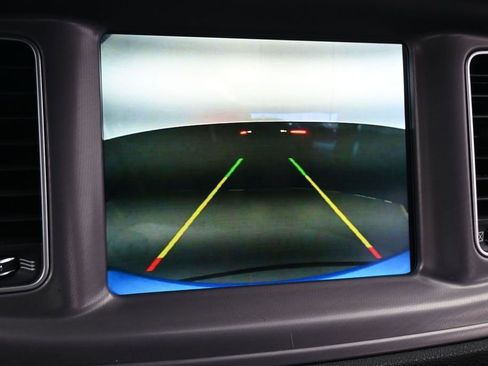 Used 2023 Dodge Charger SXT RWD image 18