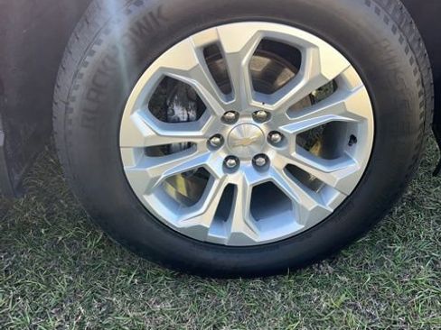 Used 2024 Chevrolet Silverado 1500 LTZ image 10