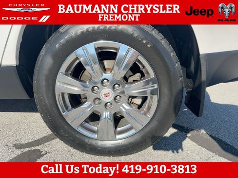 Used 2015 Cadillac SRX Luxury w/ Driver Awareness Package AWD/4WD image 25