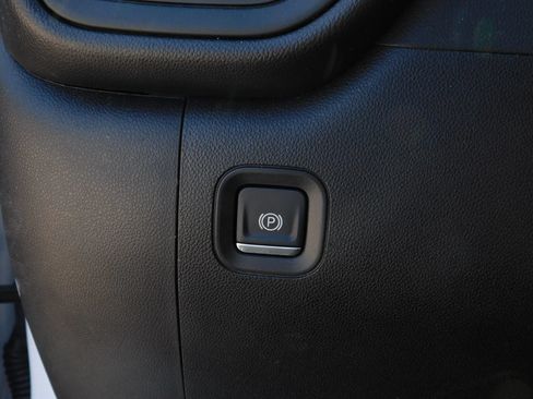 Used 2025 Chevrolet Silverado 1500 W/T RWD image 19