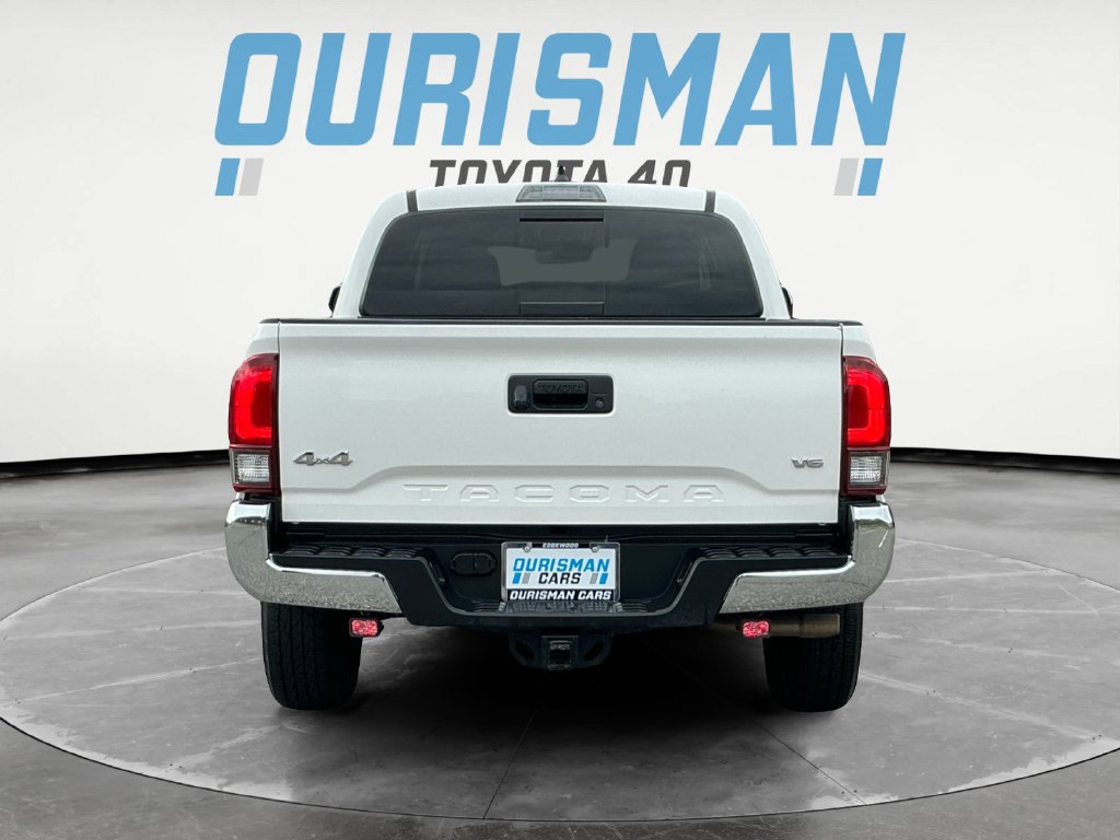 Used 2022 Toyota Tacoma SR5 AWD/4WD image 6