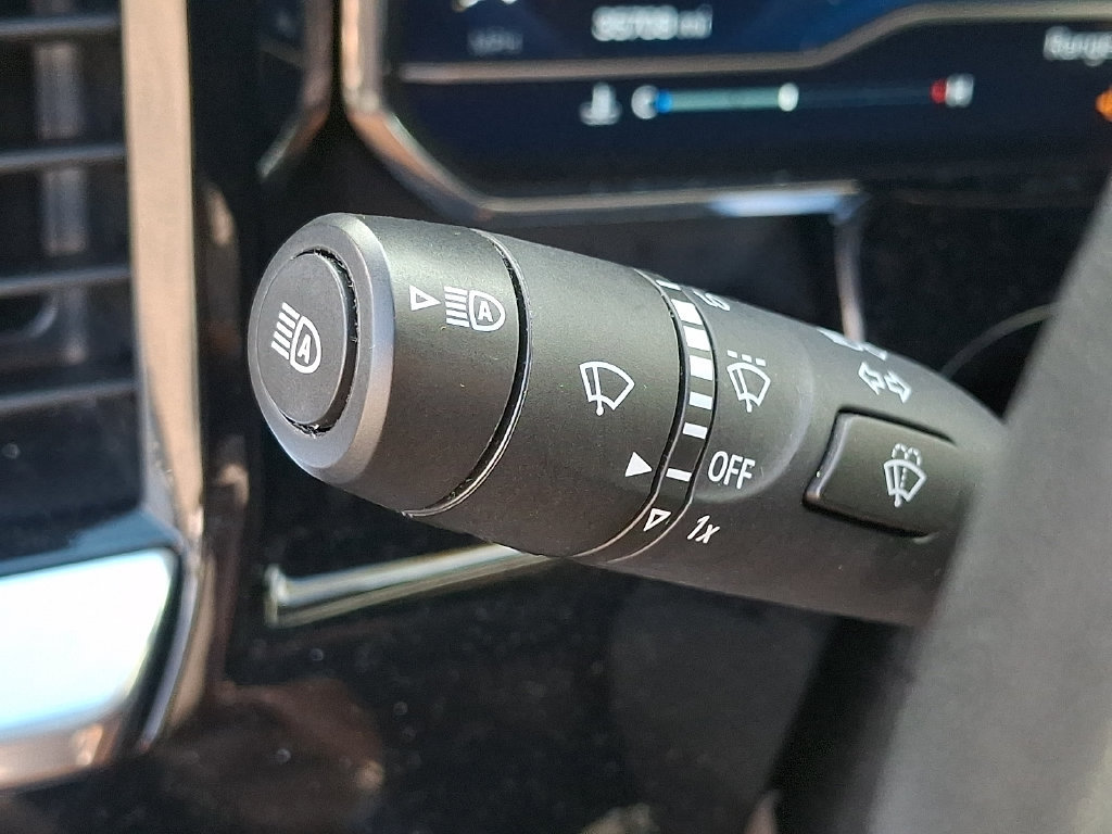 Used 2024 Chevrolet Silverado 1500 LT AWD/4WD image 24