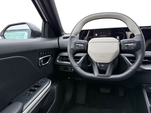 New 2026 Kia K4 GT-Line image 10