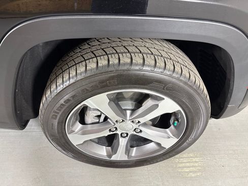 Used 2022 Jeep Grand Cherokee Limited 4xe AWD/4WD image 11