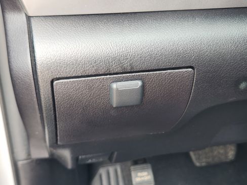 Used 2015 Toyota Camry SE image 31