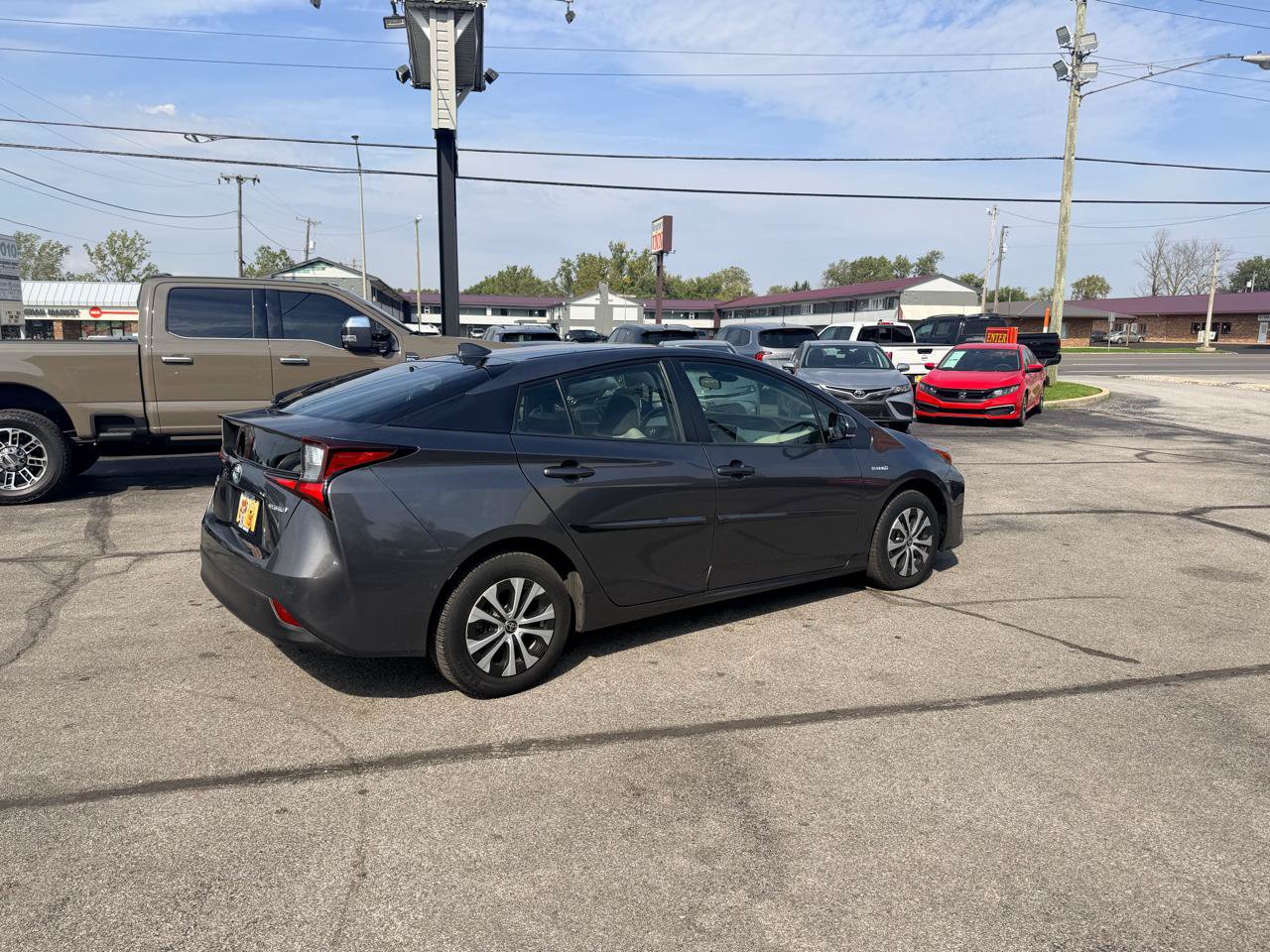 Used 2019 Toyota Prius LE AWD/4WD image 7