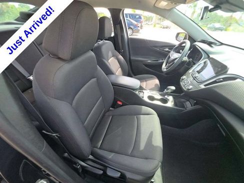 Used 2023 Chevrolet Malibu LS FWD image 7