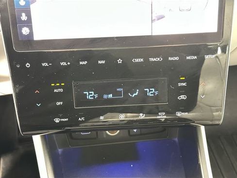 Used 2022 Hyundai Tucson Limited image 15