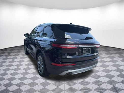 Used 2022 Lincoln Corsair AWD w/ Premium Package image 3