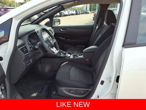 Certified 2024 Nissan Leaf SV Plus FWD image 4