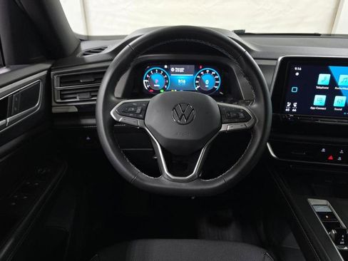 Used 2024 Volkswagen Atlas Cross Sport SE AWD/4WD image 6