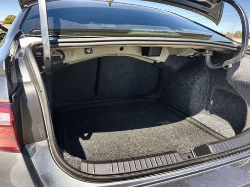 Used 2024 Volkswagen Jetta Sport image 20