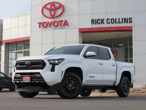 Used 2024 Toyota Tacoma SR5 image 1