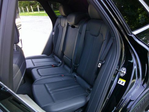 Used 2018 Audi SQ5 Prestige AWD/4WD image 39