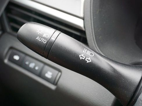 Certified 2025 Nissan Altima 2.5 SR image 21