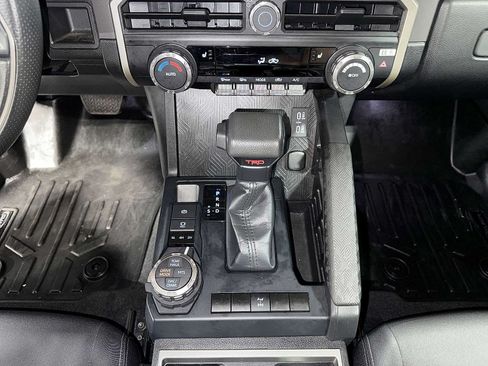 Used 2024 Toyota Tacoma TRD Off-Road AWD/4WD image 30