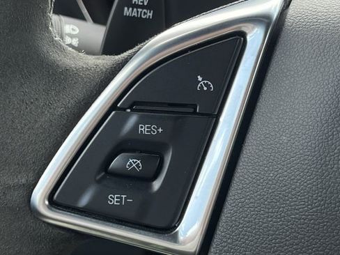 Used 2021 Chevrolet Camaro SS RWD image 18