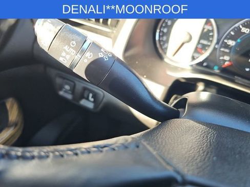 Used 2019 GMC Acadia Denali image 41