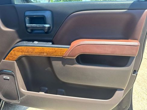 Used 2018 Chevrolet Silverado 1500 High Country AWD/4WD image 14