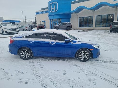 Used 2017 Honda Civic EX image 6
