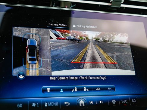 Certified 2025 Mercedes-Benz E 350 4MATIC Sedan image 24