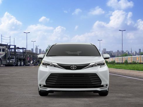 New 2026 Toyota Sienna Platinum AWD/4WD image 17