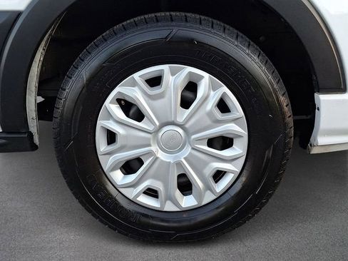 Used 2024 Ford Transit 350 XLT RWD image 9