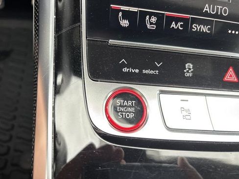 Used 2022 Audi SQ7 Prestige w/ Prestige Package AWD/4WD image 36