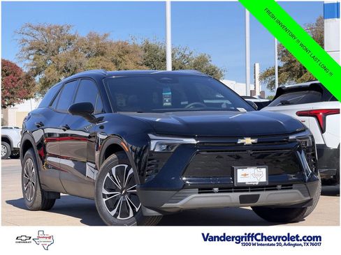 New 2026 Chevrolet Blazer EV LT w/ Super Cruise Package FWD image 2