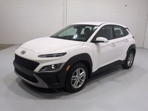 Certified 2023 Hyundai Kona SE FWD image 7