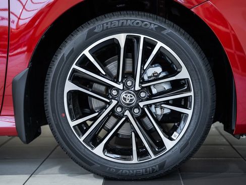 New 2026 Toyota Camry XLE AWD/4WD image 14