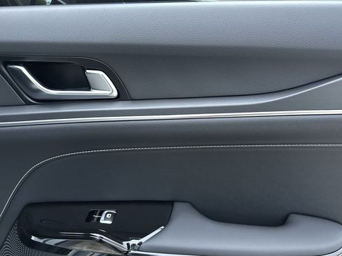 New 2026 Kia K5 GT-Line w/ GT-Line Premium Package FWD image 33