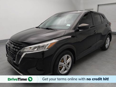 Used 2021 Nissan Kicks S FWD image 1