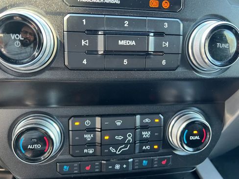 Used 2020 Ford F250 Platinum image 22